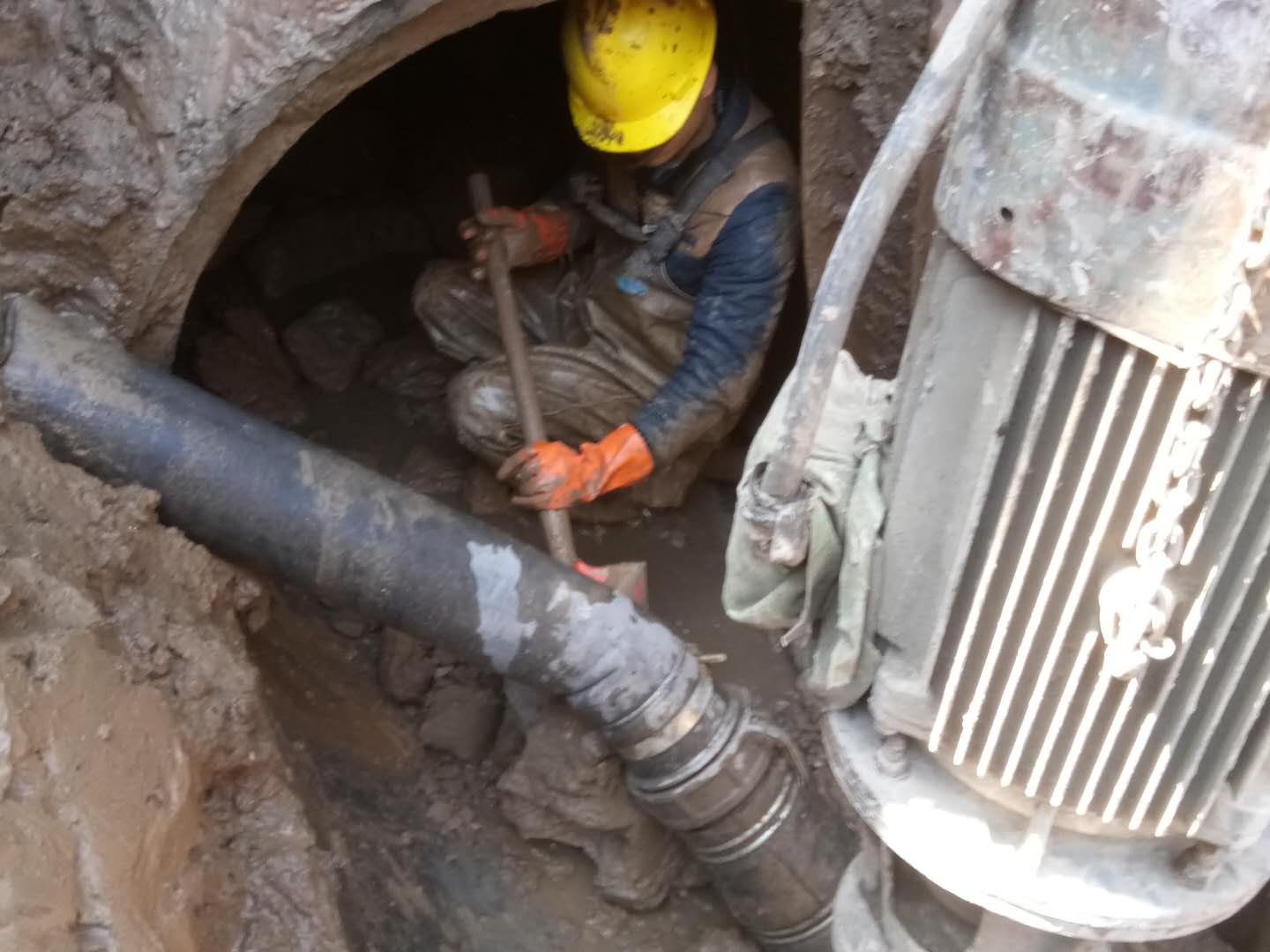 巴彦淖尔管道清淤